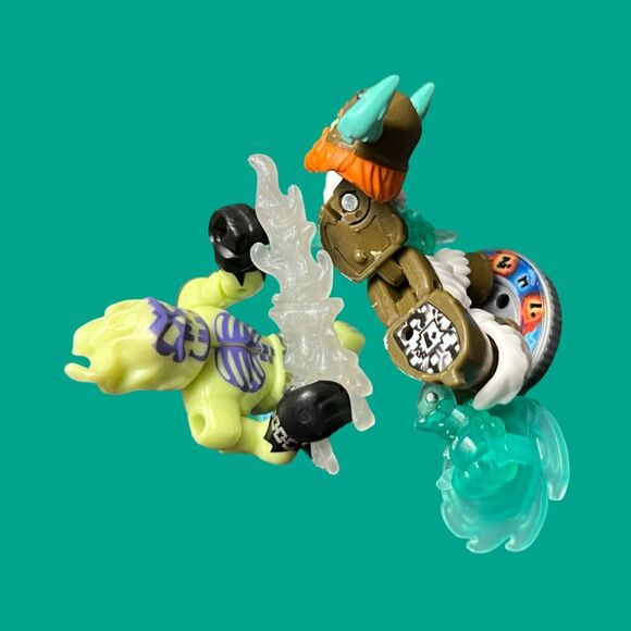 Akedo, Powerstorm 5 Player Pack Figures and 1 Stand Moose Toys - Picture 6 of 9